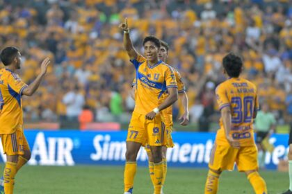 Tigres visita a Nashville
