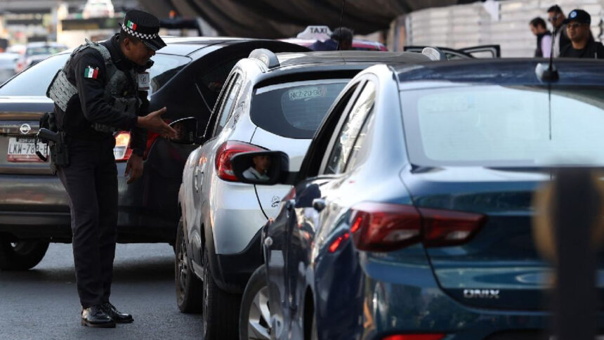 AICM reorganiza transporte y deja fuera zona especial para Uber y Didi