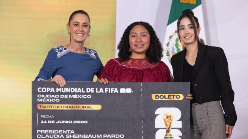 Representa a México en la Inauguración del Mundial