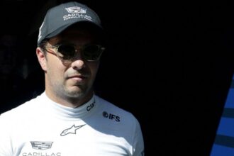 Checo Pérez afronta la qualy sprint