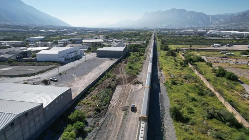 Descubren túnel clandestino conectado a ducto de Pemex en Nuevo León