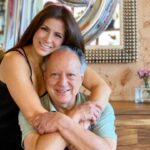 Alessandra Rosaldo y su papá