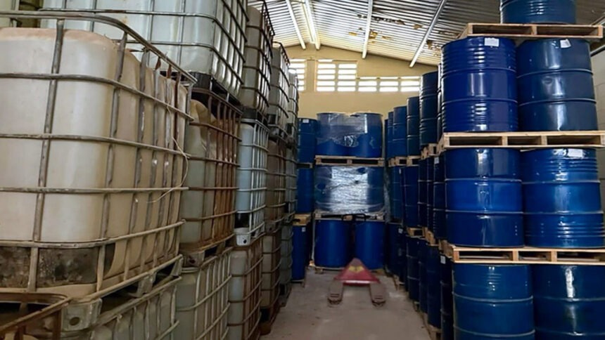 Decomisan 24 mil litros de metanfetamina líquida en Sinaloa; Defensa reporta el mayor golpe del sexenio