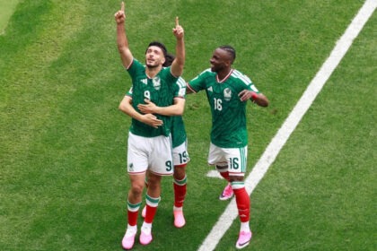 El Tri abre su camino