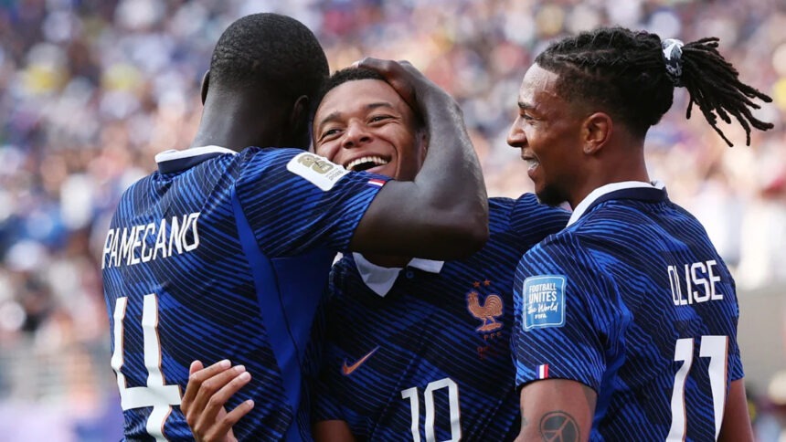 Francia supera a Suecia