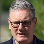 Keir Starmer dimite como primer ministro del Reino Unido; Andy Burnham entra en la carrera por el liderazgo laborista
