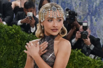 Sabrina Carpenter recurre a la justicia por su seguridad