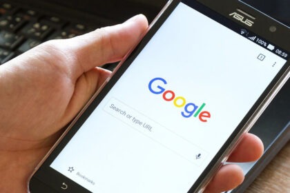 Bruselas sanciona a Google