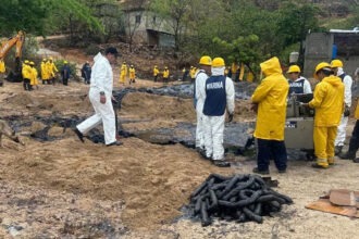Confirman nuevo derrame en Salina Cruz; es el séptimo incidente en un mes