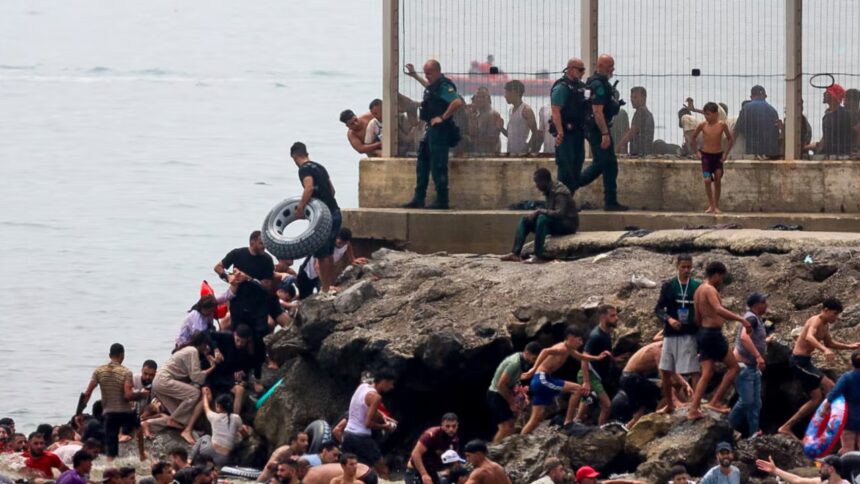 Crisis migratoria en Ceuta: 60 mil personas cruzan la frontera y reportan 41 fallecidos