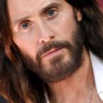 Documental de la BBC expone acusaciones contra Jared Leto; el actor rechaza todos los señalamientos