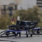 Implementan drones de seguridad escolar con gel pimienta en Estados Unidos
