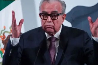 Rubén Rocha Moya niega estar bajo protección federal; asegura que sigue en Culiacán