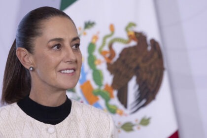 Sheinbaum reconoce a nuevos guardamarinas