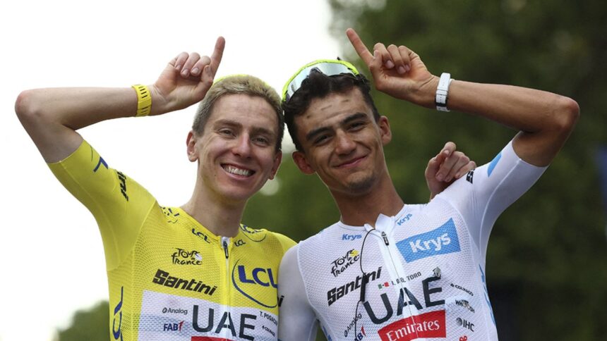 Tadej Pogacar conquista su quinto Tour de Francia; Isaac del Toro hace historia en el podio