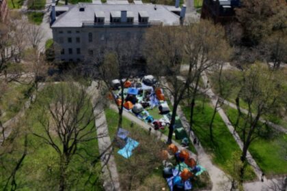 Corte federal de EE.UU. rechaza demanda contra Harvard por presunto antisemitismo