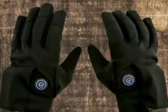 ICE adquiere 6 mil guantes eléctricos para controlar a migrantes en detenciones