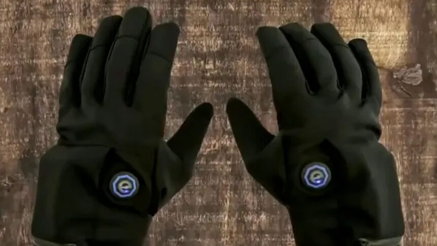 ICE adquiere 6 mil guantes eléctricos para controlar a migrantes en detenciones
