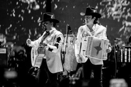 Los Dos Carnales en Ramos Arizpe