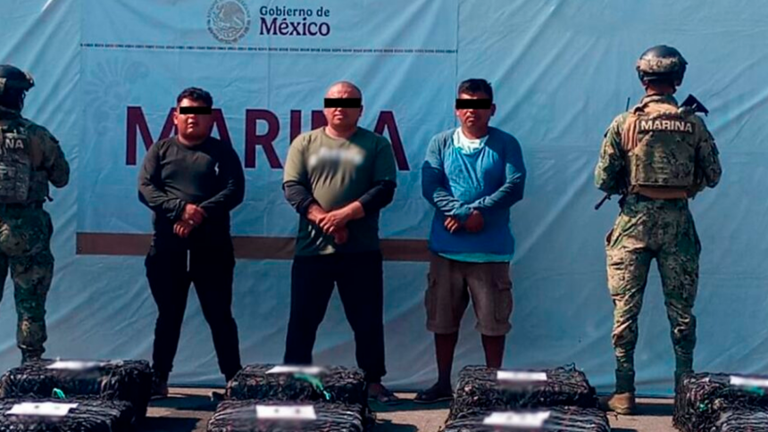 Marina asegura 4.4 toneladas de cocaína en costas de Chiapas y Oaxaca; hay 16 detenidos