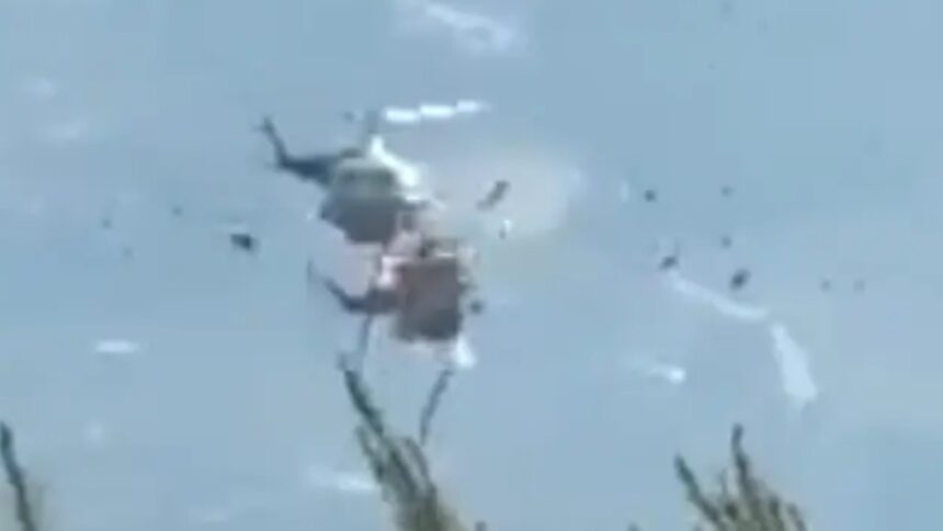 Tragedia en Grecia: helicópteros chocan mientras combatían un incendio y dejan dos muertos