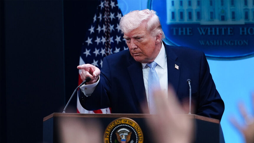 Trump intensifica la presión económica contra Irán y advierte sanciones a aliados
