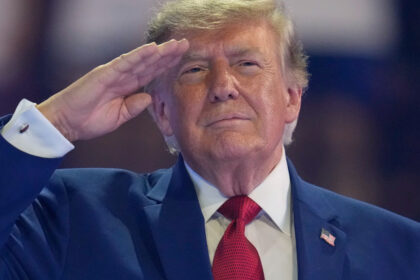 Donald Trump contra España: Advierte que el país terminará 'arruinado' por la crisis en Ceuta
